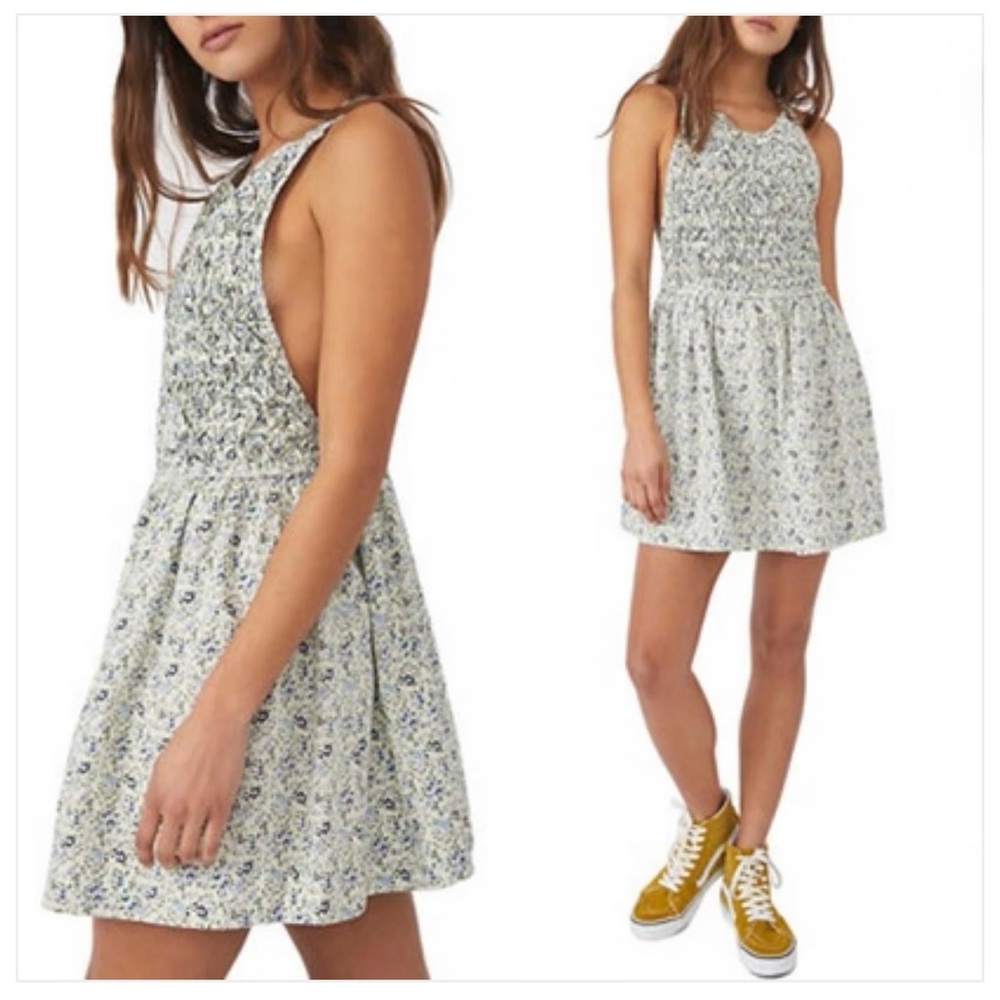 Free People Pinafore Style Dress‎ Floral Shirred Bodice Dress Size M - Picture 1 of 9